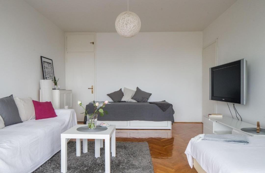 Relax Central Apartment 자그레브 외부 사진
